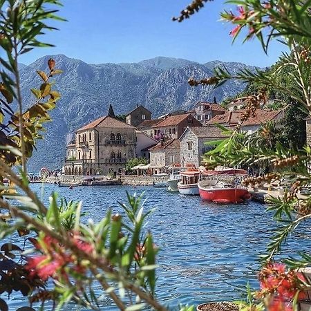 Mara Apartments Perast Exterior photo