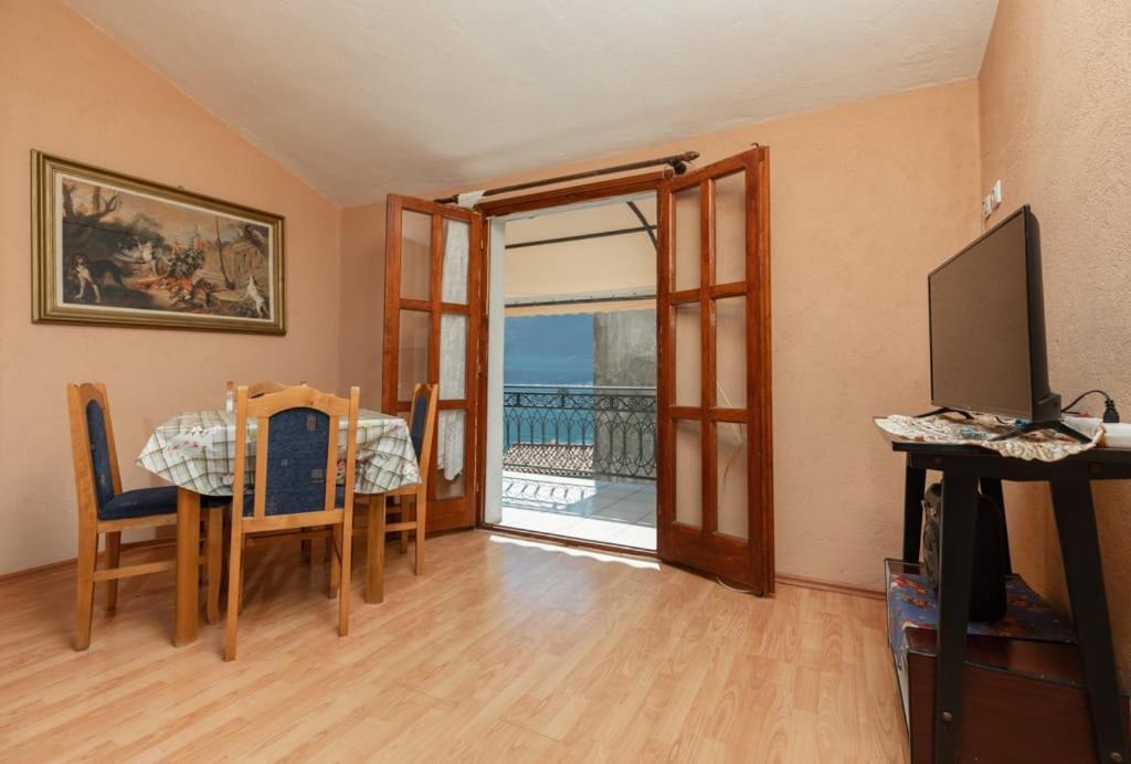 Mara Apartments Perast Room photo